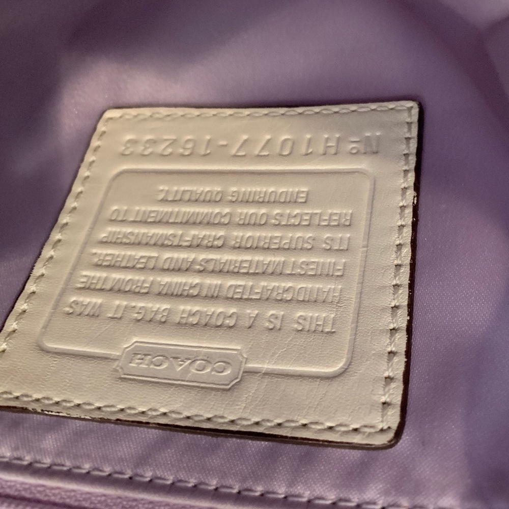 Coach Handbag - Picture 3 of 8